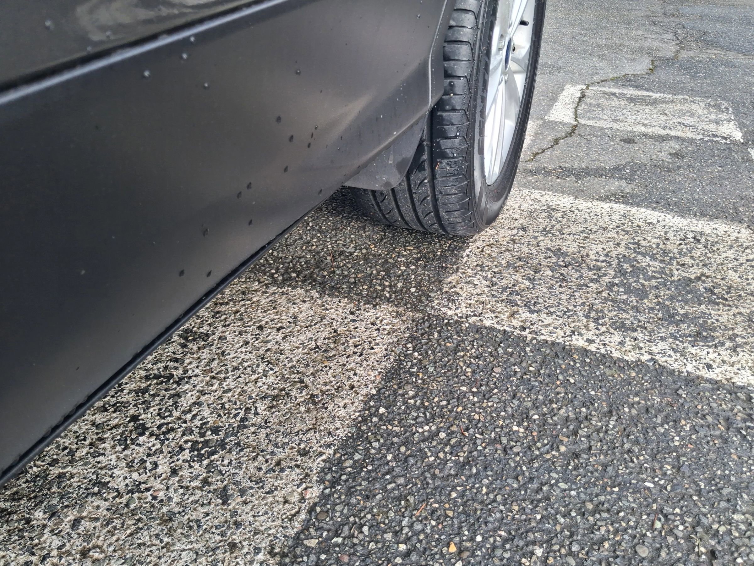 Used 2018 Ford Escape SEL w/ Ford Safe & Smart Package image 17