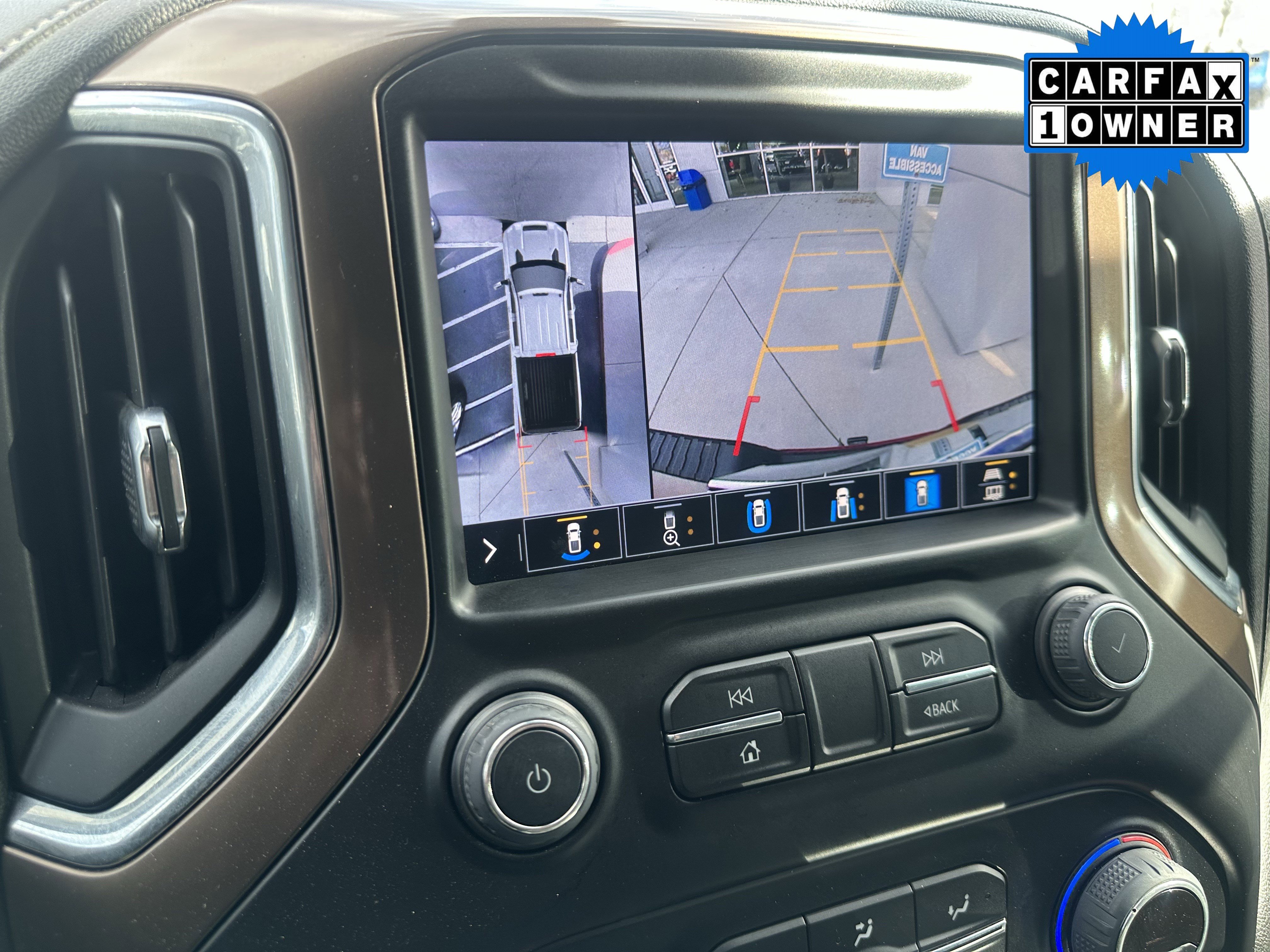 Used 2022 Chevrolet Silverado 3500 High Country w/ Safety Package II image 21