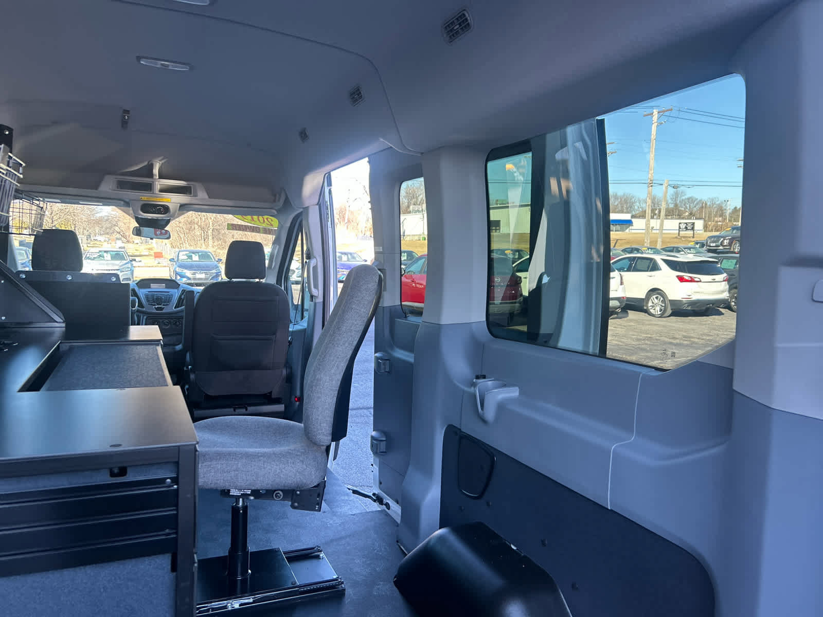 Used 2019 Ford Transit 150 XLT RWD image 22