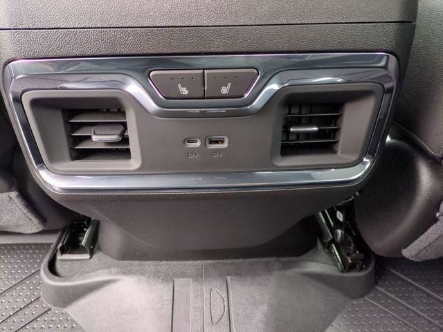 New 2026 Chevrolet Silverado 1500 High Country AWD/4WD image 26