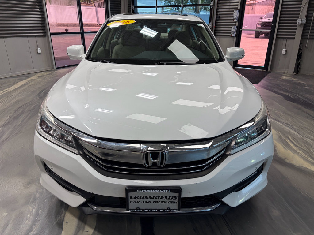 Used 2016 Honda Accord Touring image 43