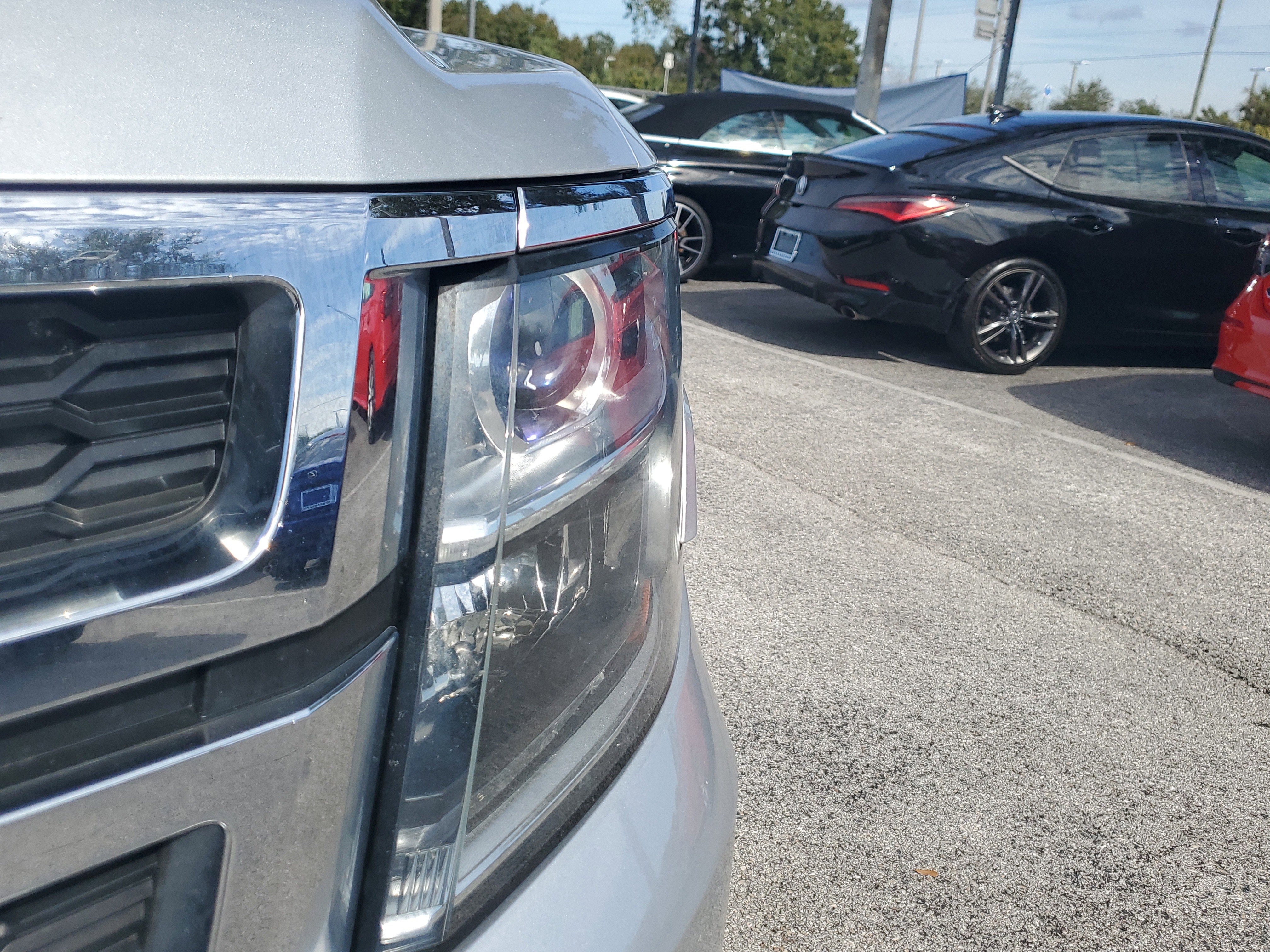 Used 2017 Chevrolet Tahoe LT image 3