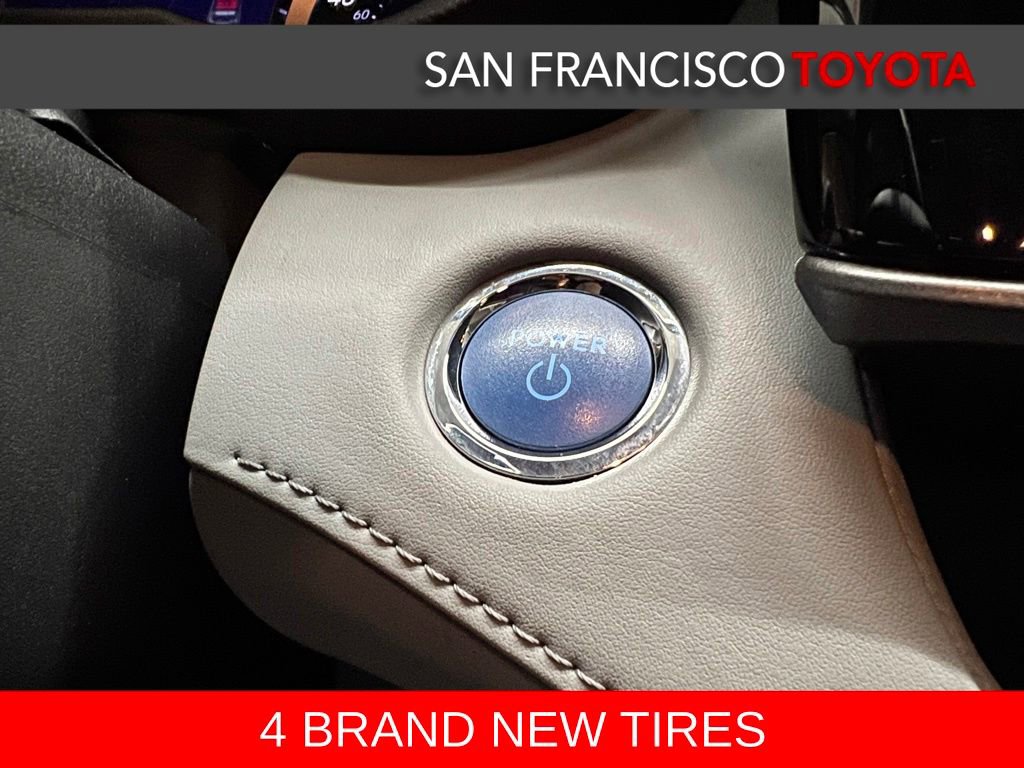 Used 2022 Toyota Highlander XLE AWD/4WD image 27