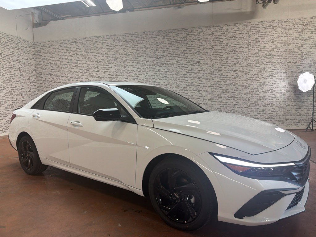 New 2026 Hyundai Elantra SEL Sport
