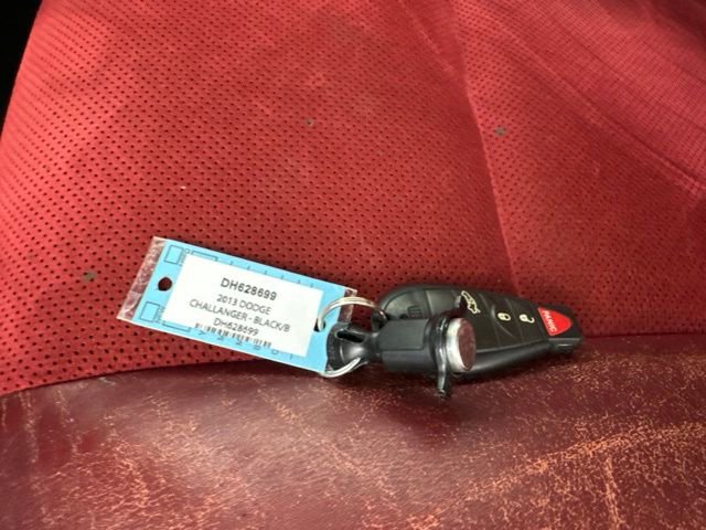 Used 2013 Dodge Challenger SRT8 w/ Harman Kardon Audio Group RWD image 32