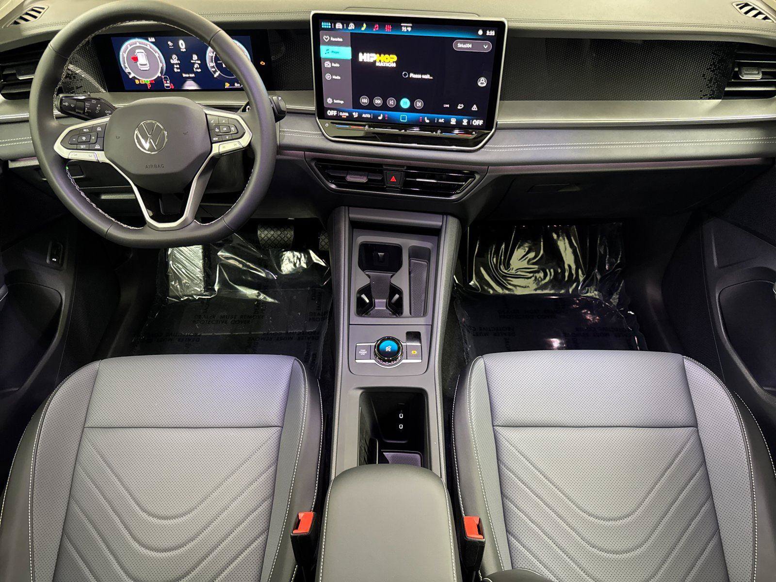 New 2026 Volkswagen Tiguan SE AWD/4WD image 12