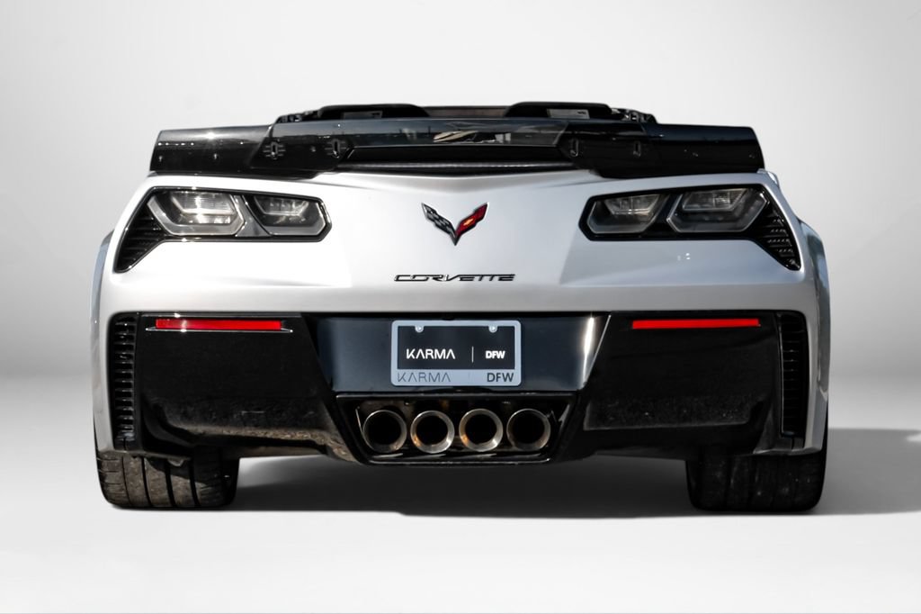 Used 2018 Chevrolet Corvette Z06 RWD image 9