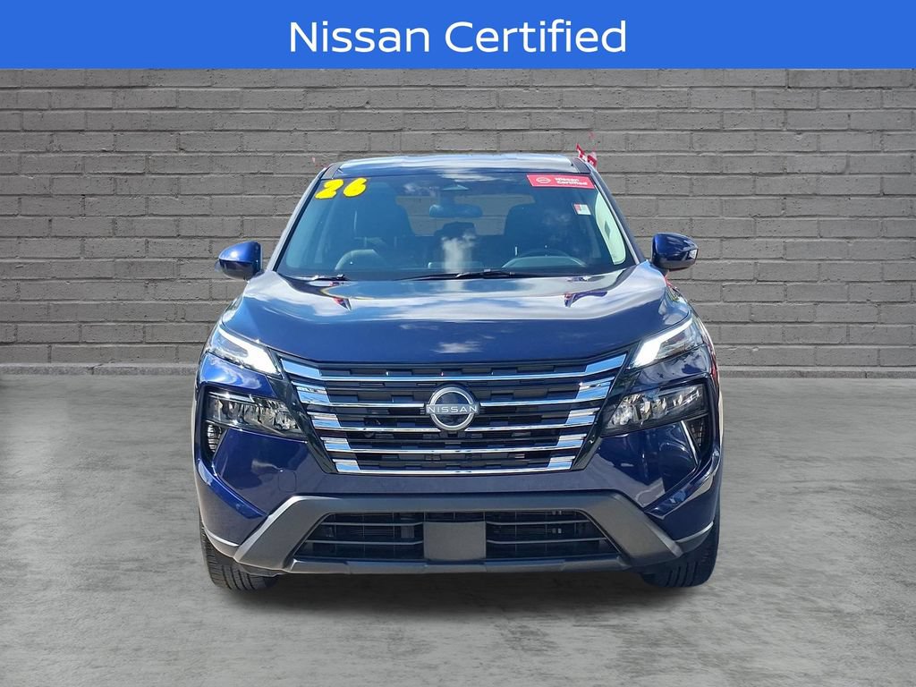 Used 2026 Nissan Rogue SV FWD image 2