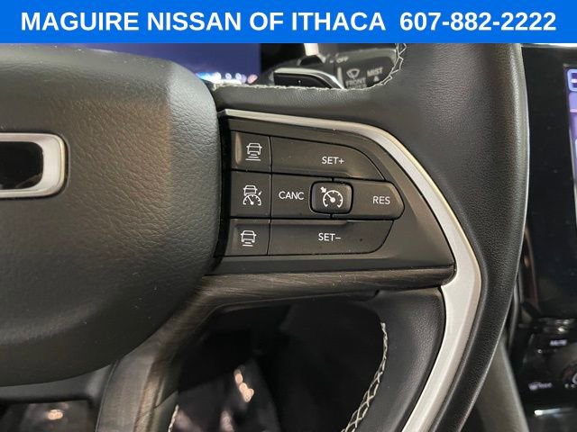 Used 2021 Jeep Grand Cherokee L Limited AWD/4WD image 25