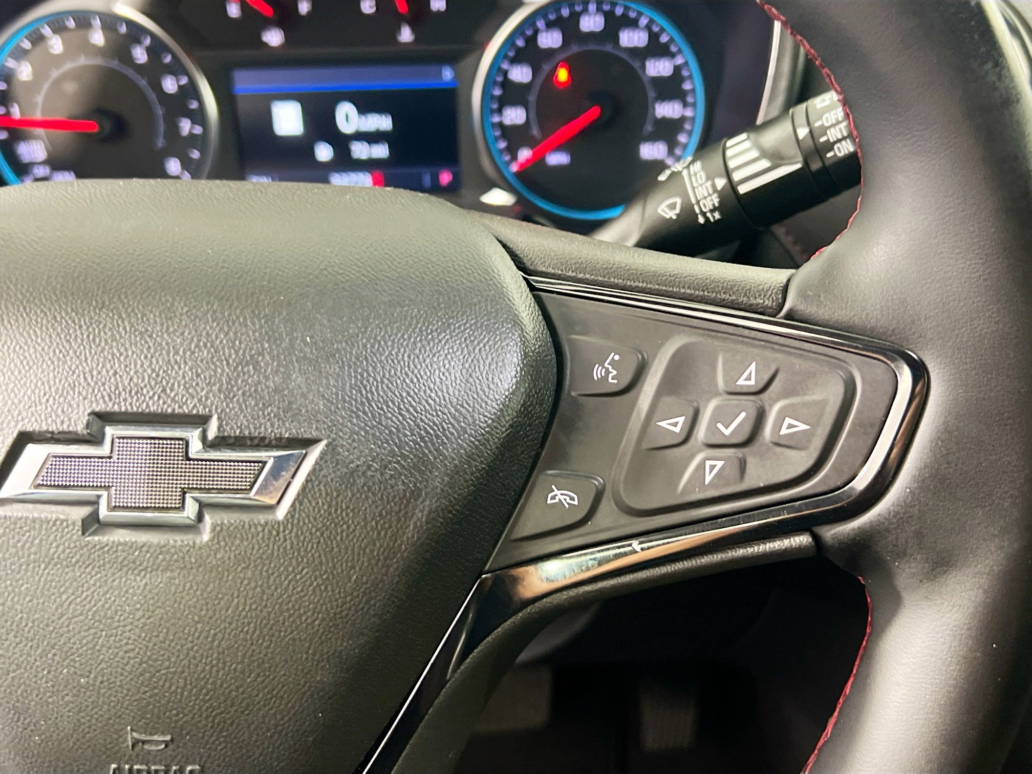 Used 2024 Chevrolet Equinox RS w/ RS Leather Package FWD image 19