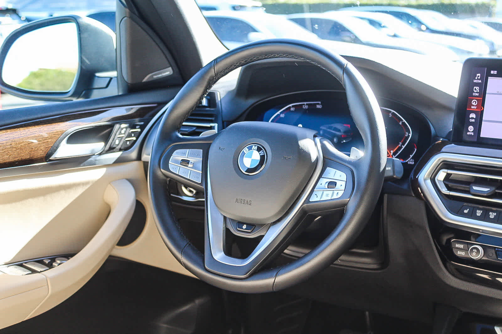 Used 2024 BMW X3 sDrive30i w/ Premium Package image 15