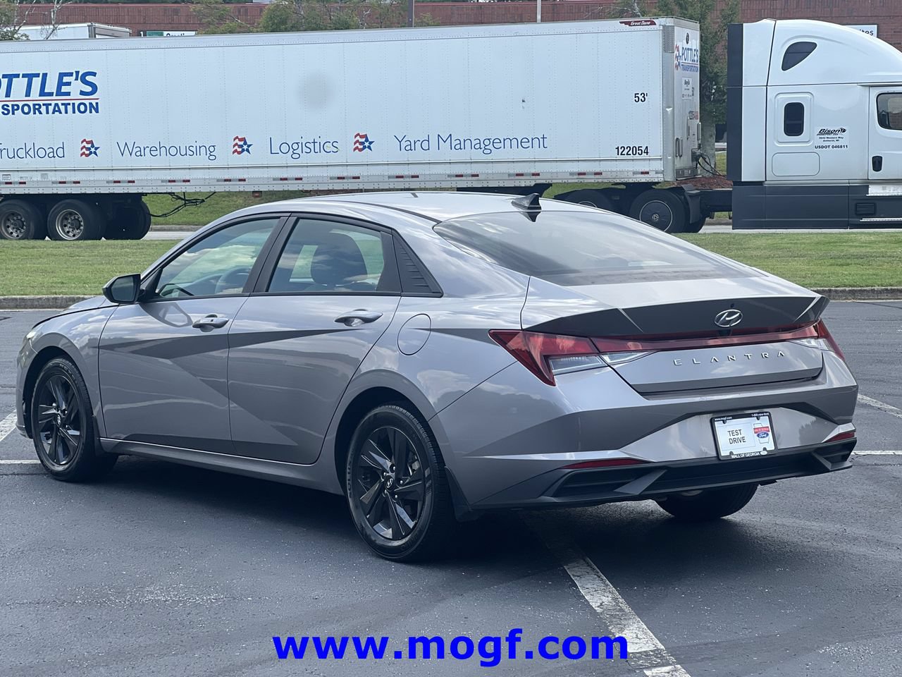 Used 2022 Hyundai Elantra SEL FWD video 2