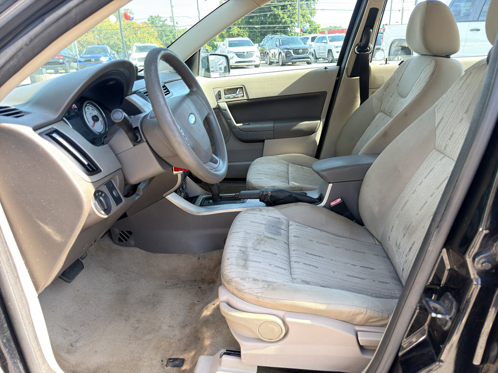 Used 2008 Ford Focus Sedan FWD image 16