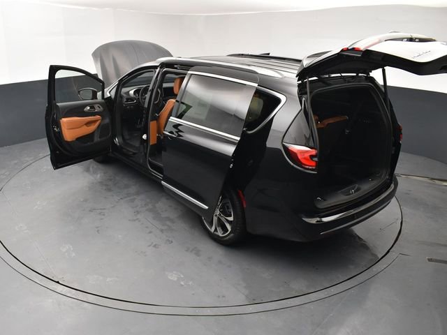 New 2026 Chrysler Pacifica Pinnacle AWD/4WD image 28