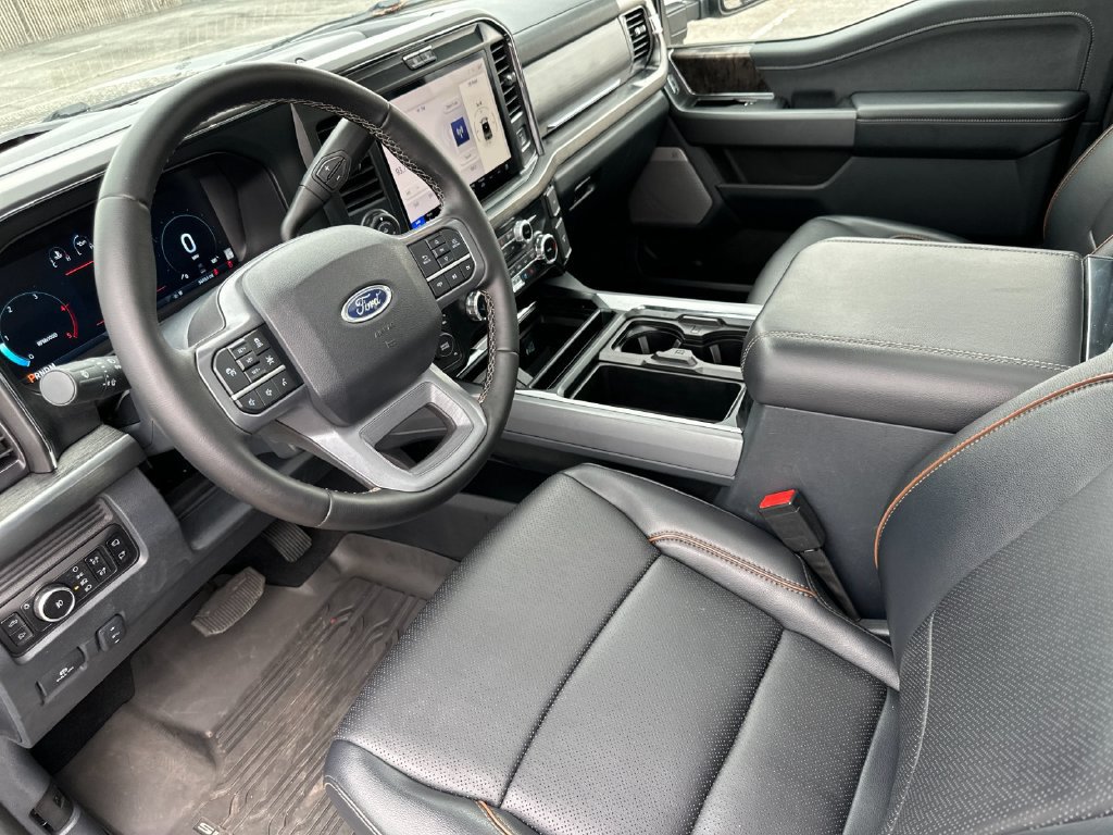 Certified 2025 Ford F350 Lariat w/ Lariat Ultimate Package AWD/4WD image 9