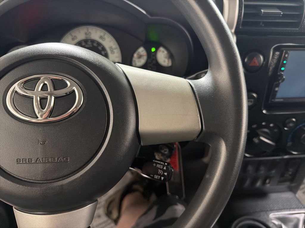 Used 2010 Toyota FJ Cruiser 4WD image 26