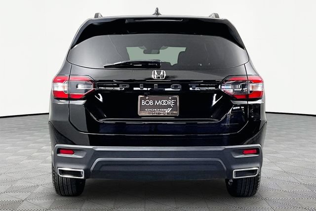 Used 2024 Honda Pilot Sport image 5