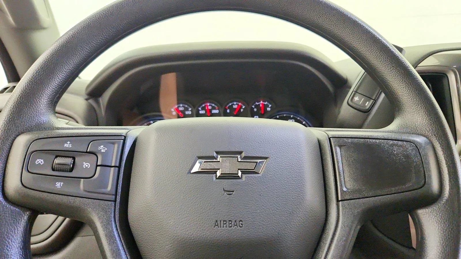 Used 2026 Chevrolet Silverado 1500 Custom Trail Boss AWD/4WD image 26