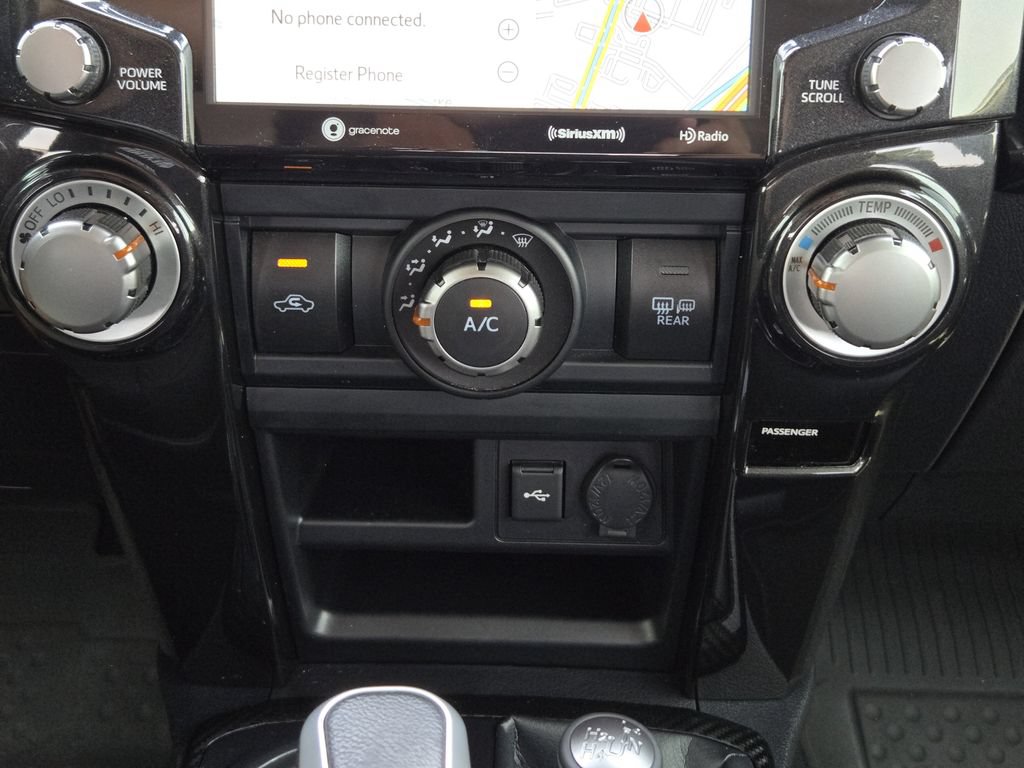 Used 2024 Toyota 4Runner TRD Off-Road Premium w/ Moonroof Package AWD/4WD image 20