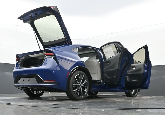 New 2026 Toyota Prius XLE image 26
