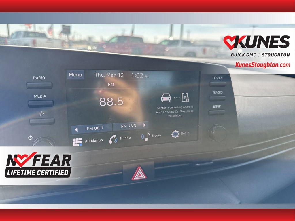 Used 2025 Hyundai Elantra Sport FWD image 32