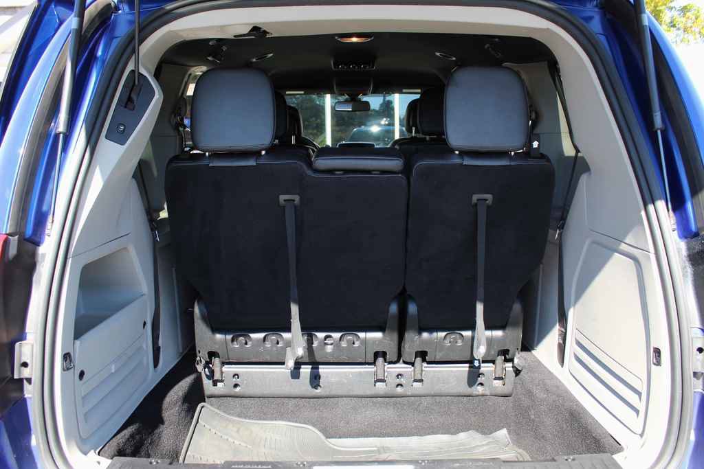 Used 2019 Dodge Grand Caravan SXT image 7