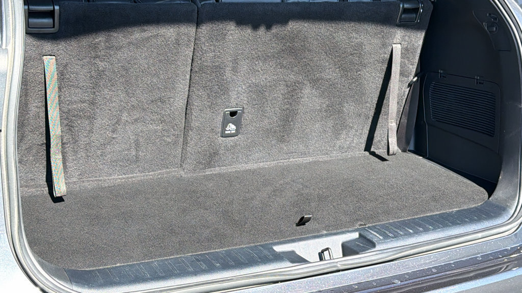 Certified 2023 Toyota Highlander XLE AWD/4WD image 27