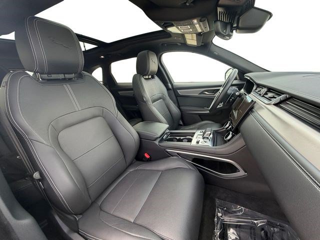 Used 2025 Jaguar F-PACE R-Dynamic S AWD/4WD image 16