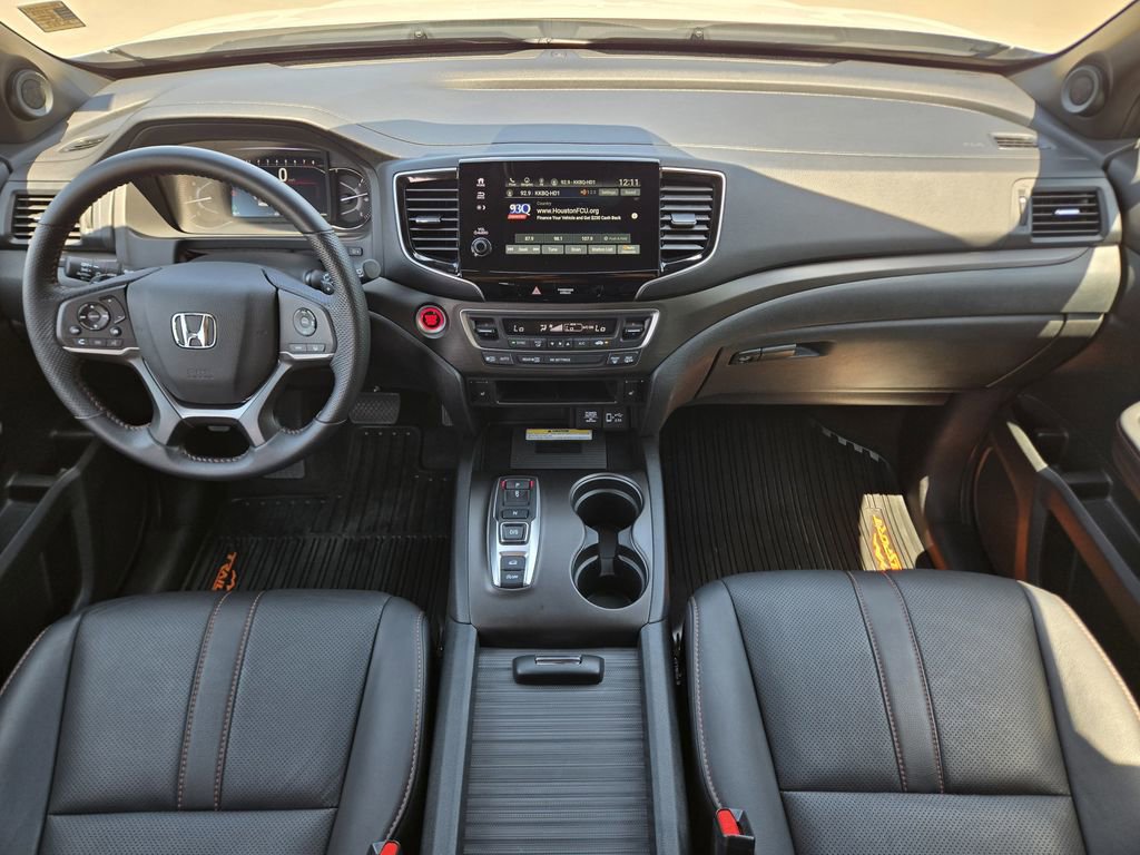 Certified 2023 Honda Passport TrailSport image 16