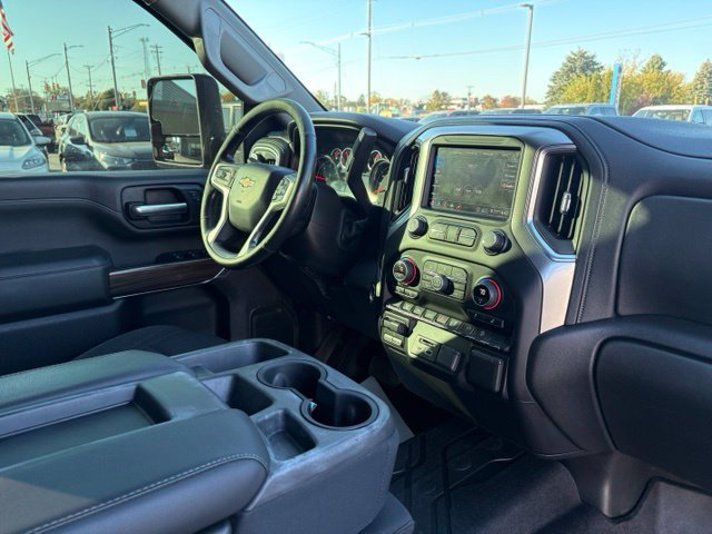 Used 2020 Chevrolet Silverado 2500 LT w/ Texas Edition AWD/4WD image 12