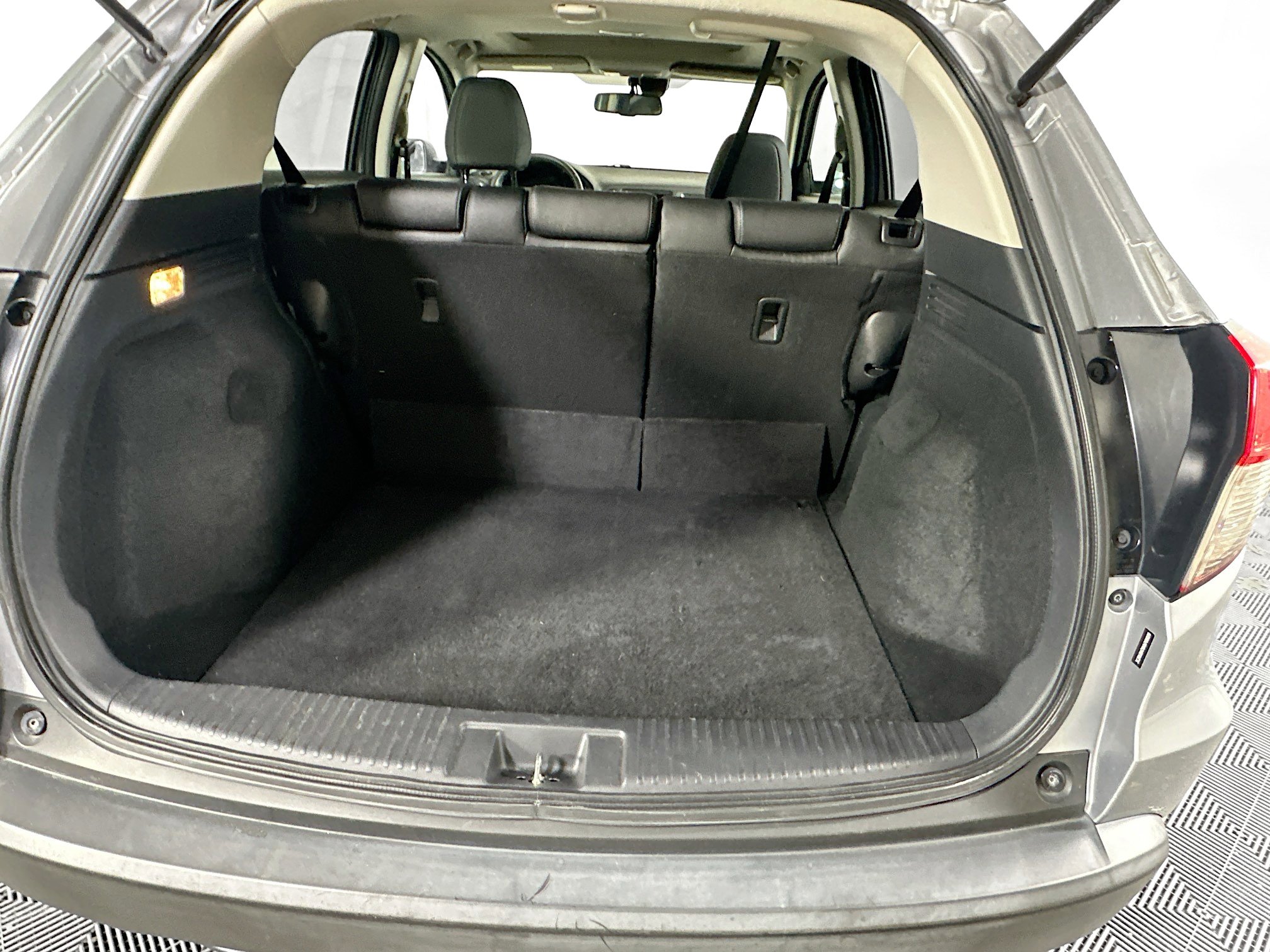 Used 2019 Honda HR-V EX-L image 28