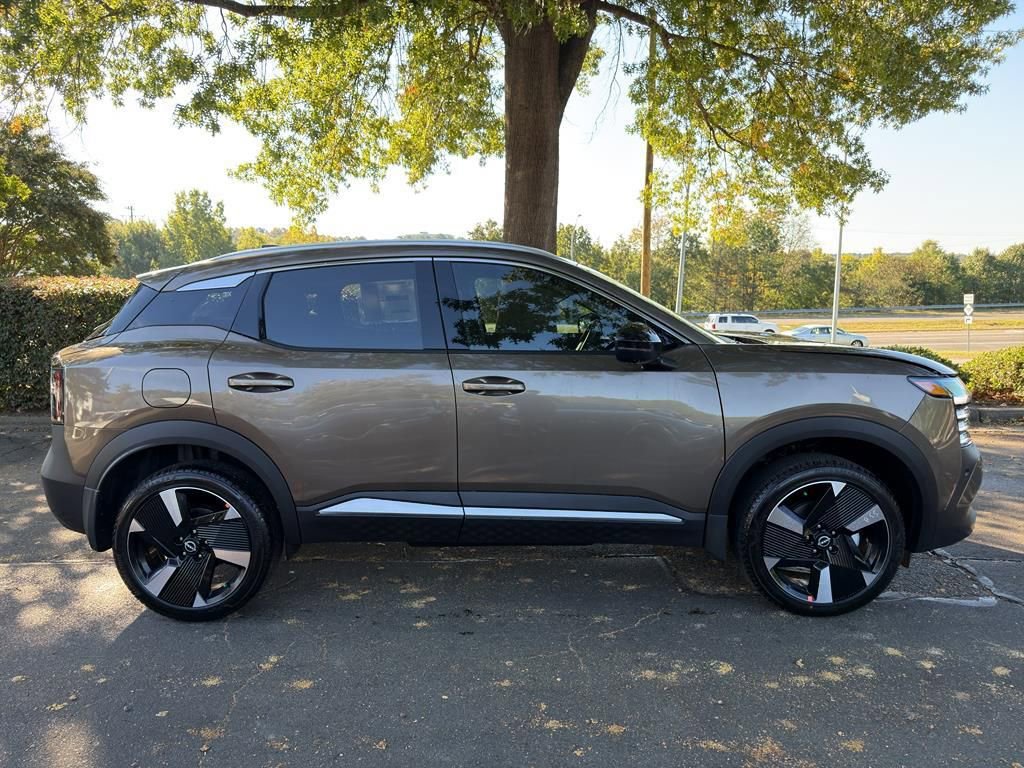 New 2026 Nissan Kicks SR image 8