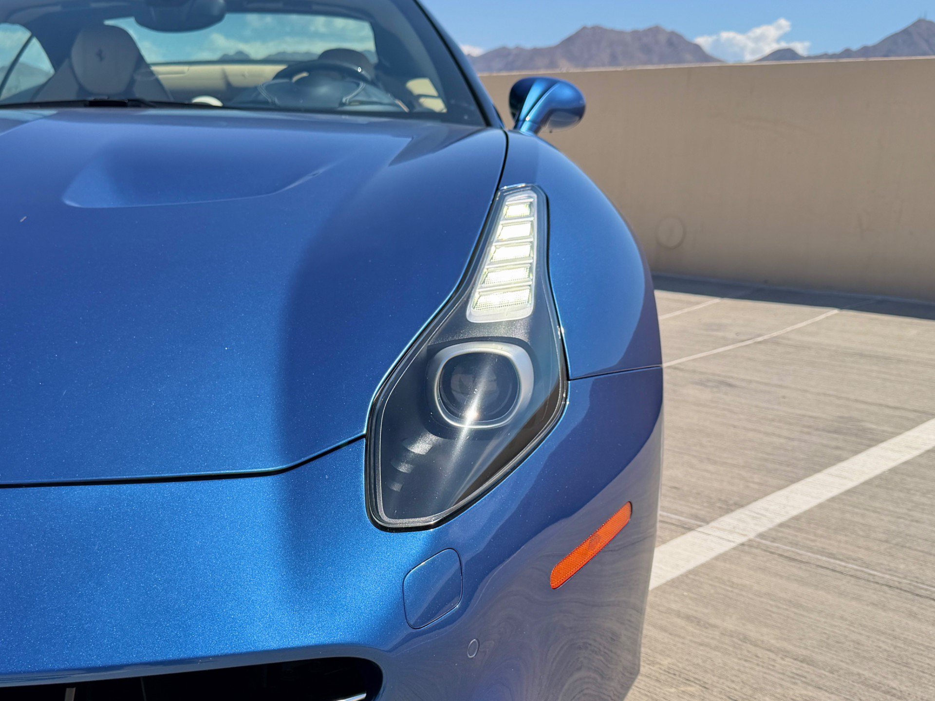 Used 2015 Ferrari California T RWD image 15