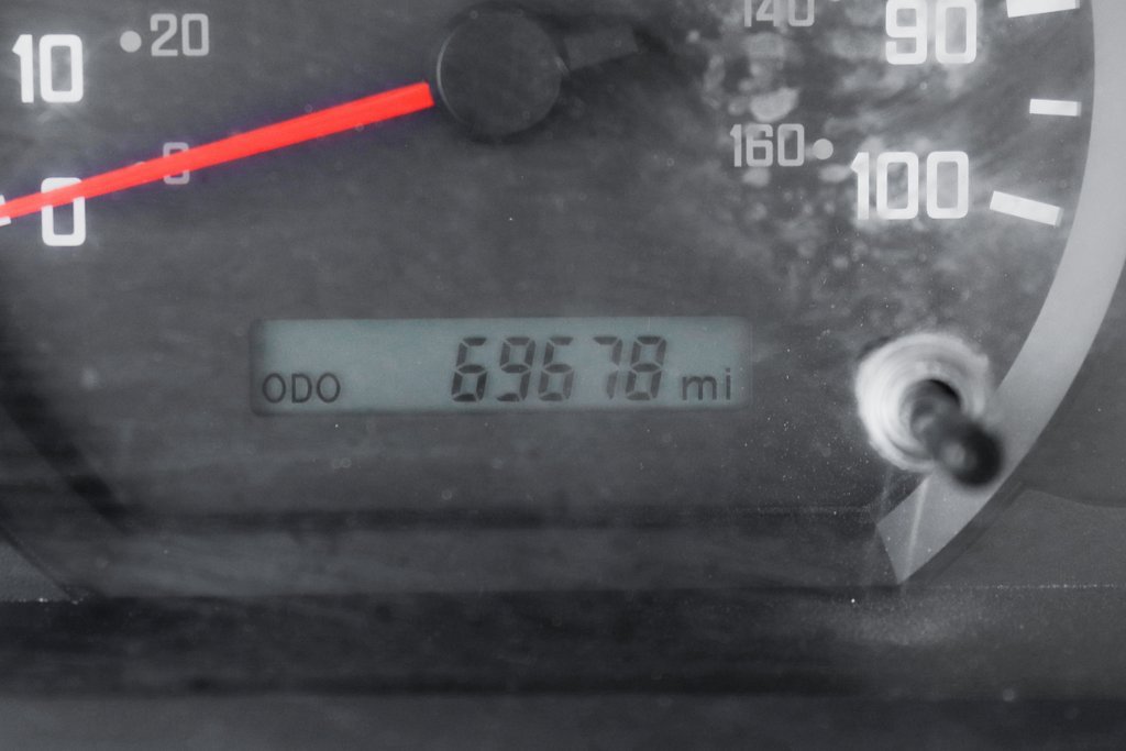 Used 2019 Isuzu NPR HD image 19