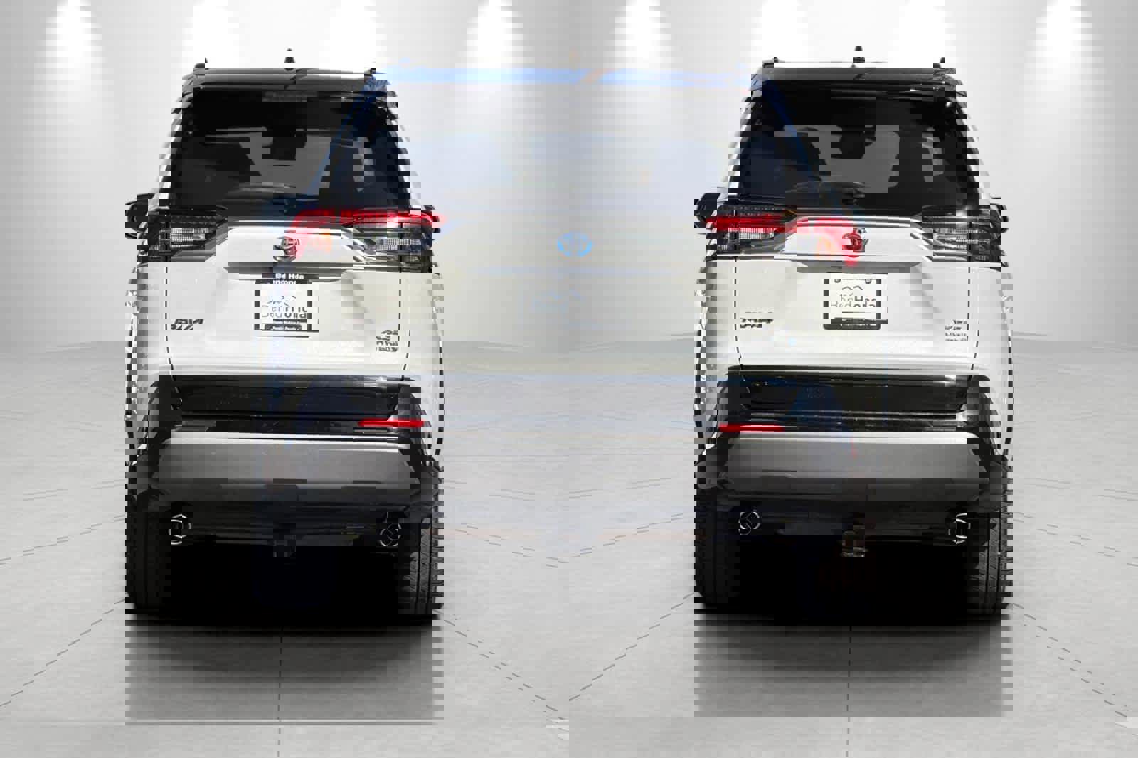 Used 2019 Toyota RAV4 XSE w/ Carpet Mat Package image 7