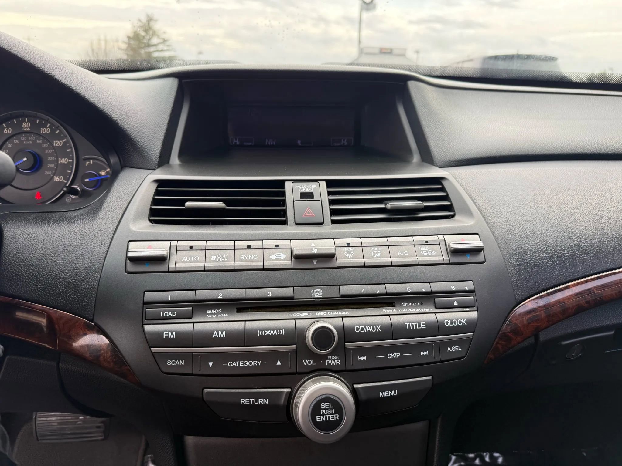 Used 2011 Honda Crosstour EX-L image 13