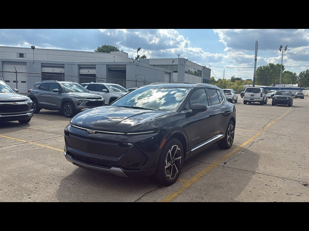 New 2025 Chevrolet Equinox EV LT FWD image 2
