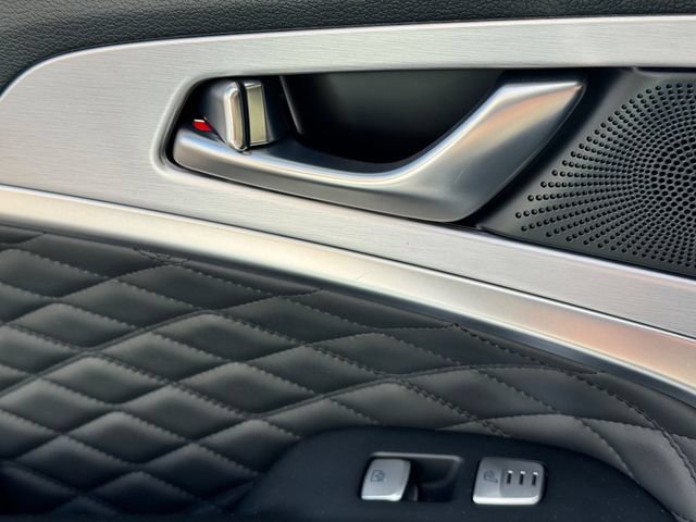 Used 2019 Genesis G70 3.3T Advanced w/ Prestige Package RWD image 19