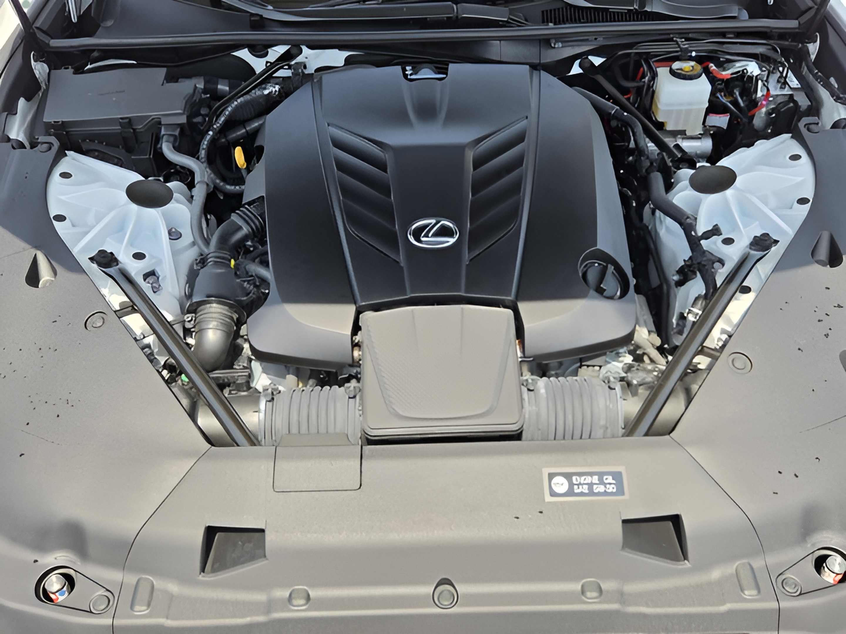 Certified 2024 Lexus LC 500 Coupe w/ Touring Package RWD image 9