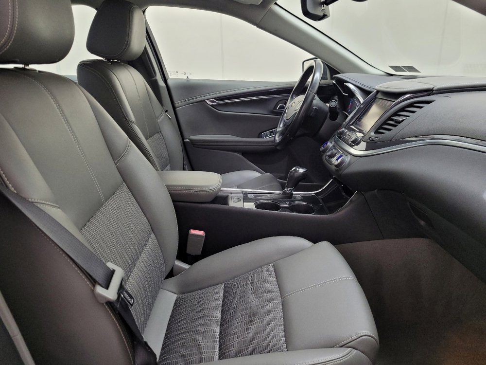 Used 2018 Chevrolet Impala LT image 21