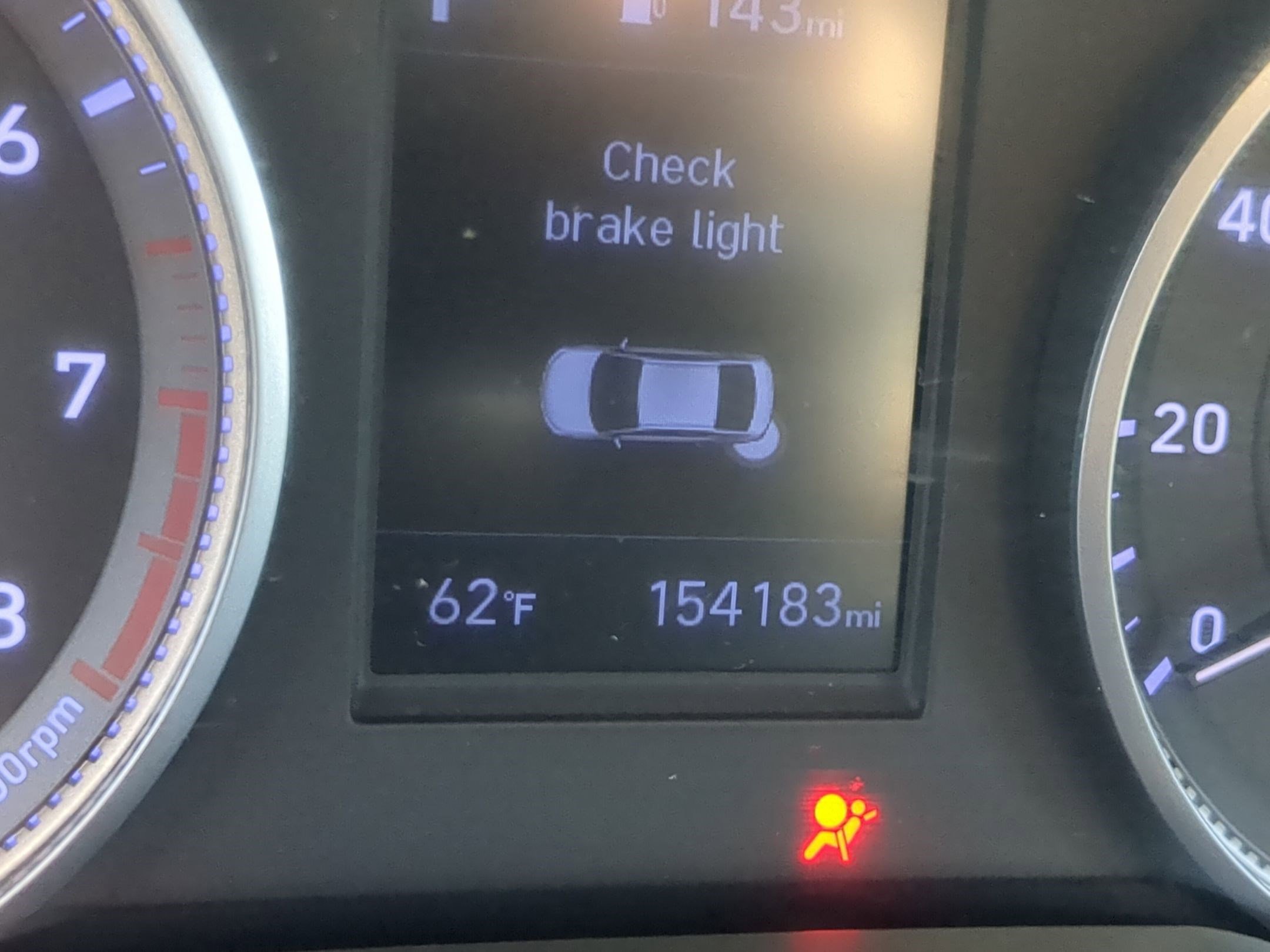 Used 2020 Hyundai Elantra SE w/ Cargo Package (C1) image 22