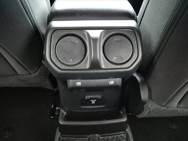 Used 2023 Jeep Wrangler Unlimited Rubicon 4xe AWD/4WD image 17