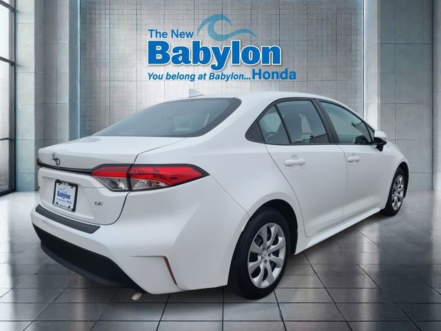Used 2023 Toyota Corolla LE image 4