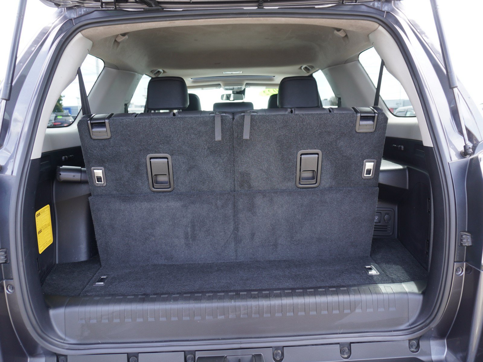 Used 2022 Toyota 4Runner SR5 Premium w/ Moonroof Package RWD image 13