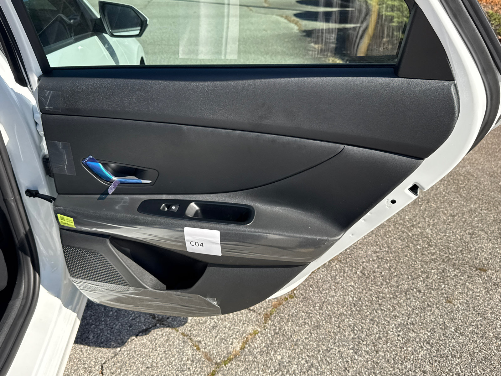 New 2026 Hyundai Elantra SE FWD image 17