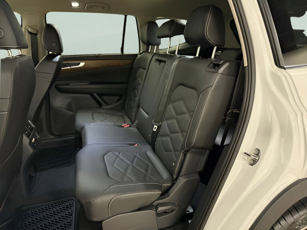 New 2026 Volkswagen Atlas SE image 19