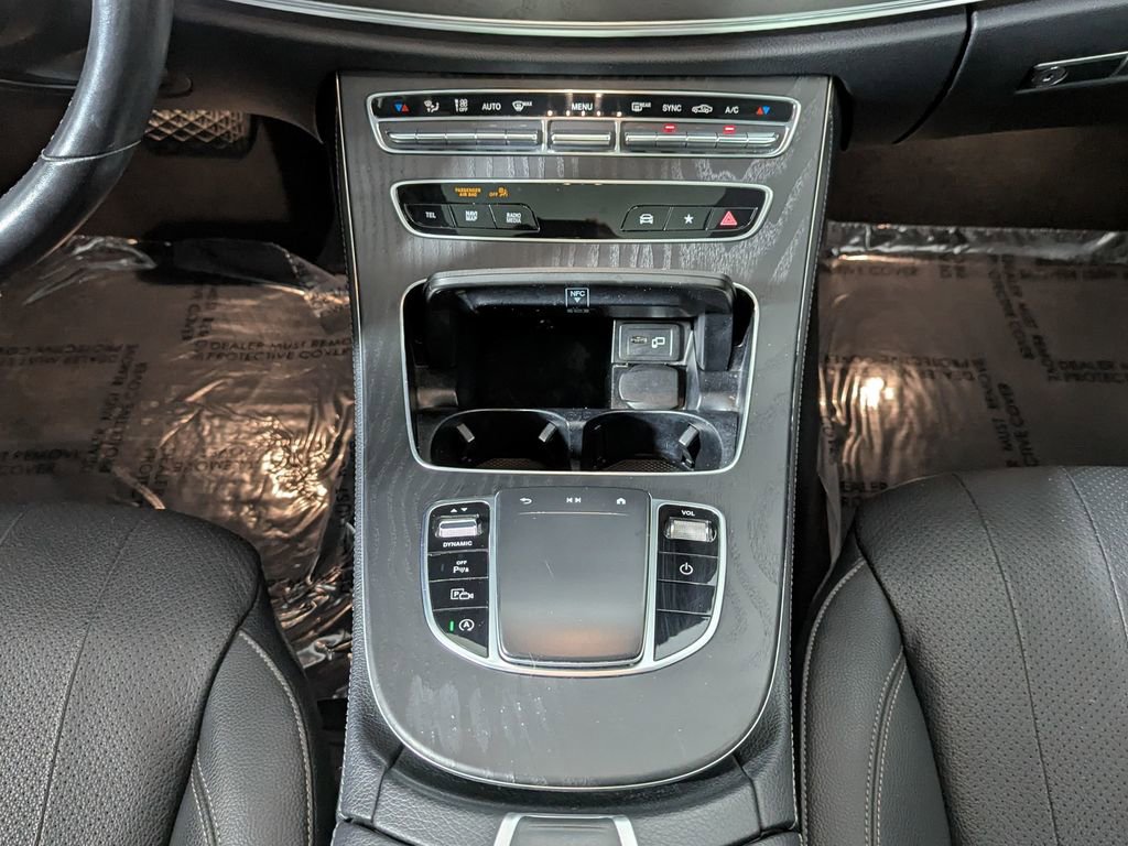 Used 2022 Mercedes-Benz E 350 4MATIC Sedan image 35