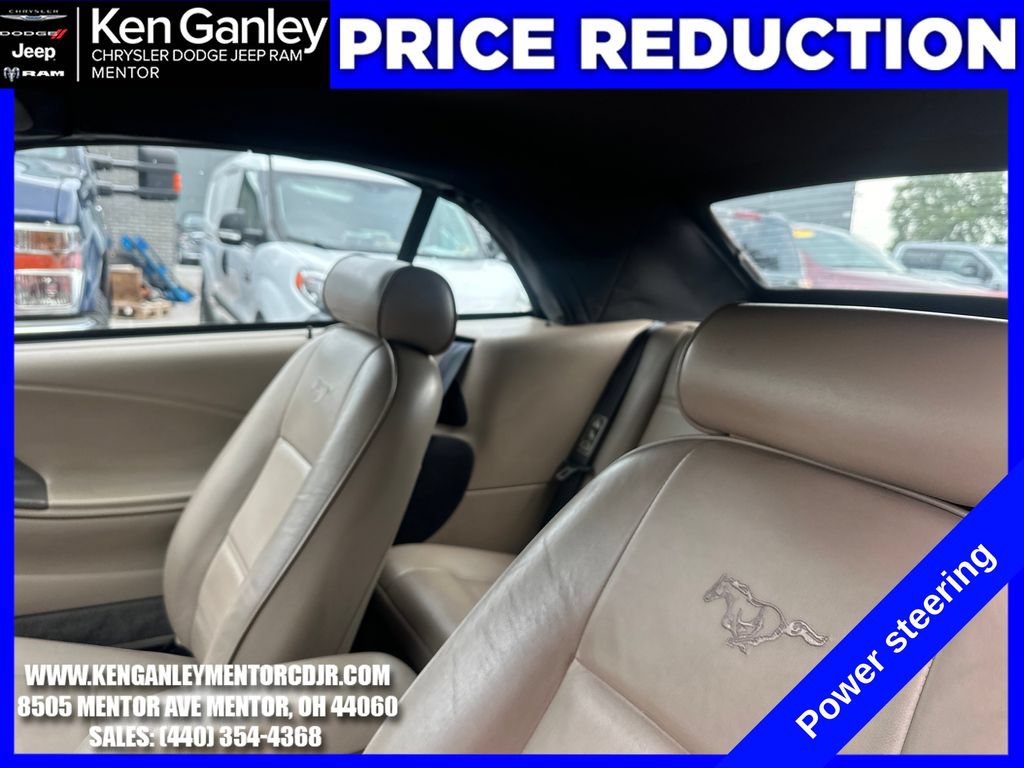 Used 2003 Ford Mustang Convertible RWD image 17