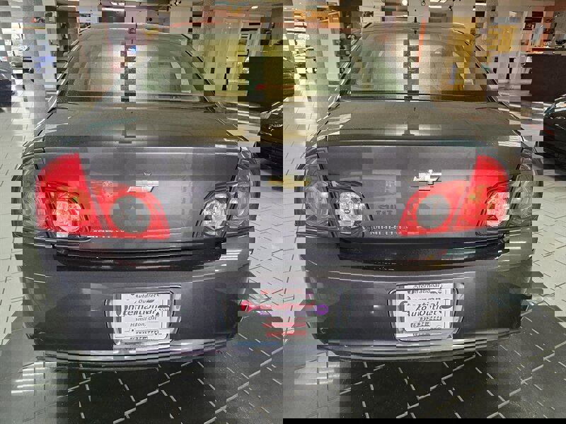 Used 2011 Chevrolet Malibu LT w/ Power Convenience Package image 7