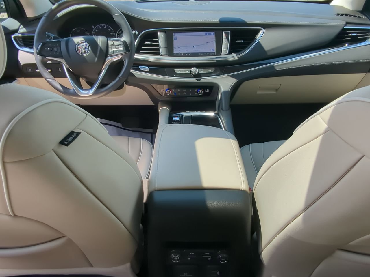 Used 2024 Buick Enclave Avenir FWD image 21